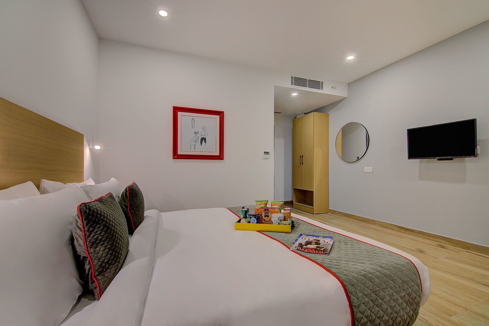 Oyo Townhouse 044 Sector 14 Gurugram Hotel Gurgaon Bagian luar foto